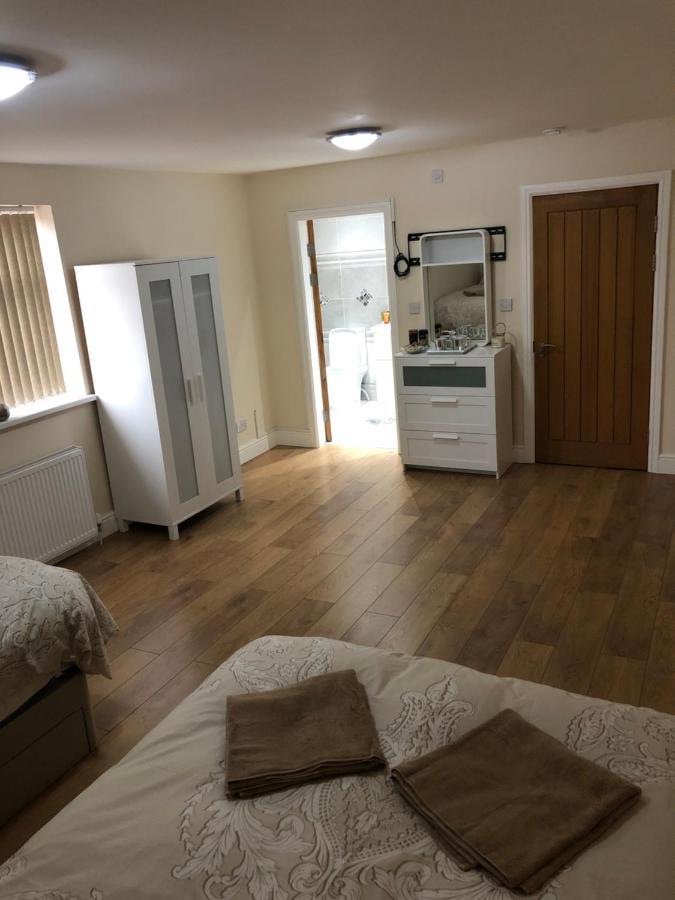 Big Room Rusholme With Tv And Private Bathroom-Parking&Wifi Manchester Esterno foto