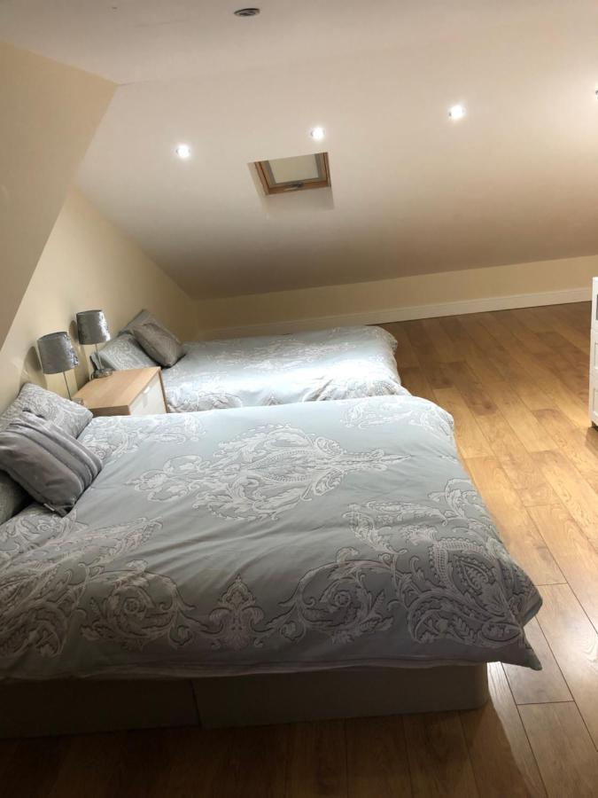 Big Room Rusholme With Tv And Private Bathroom-Parking&Wifi Manchester Esterno foto