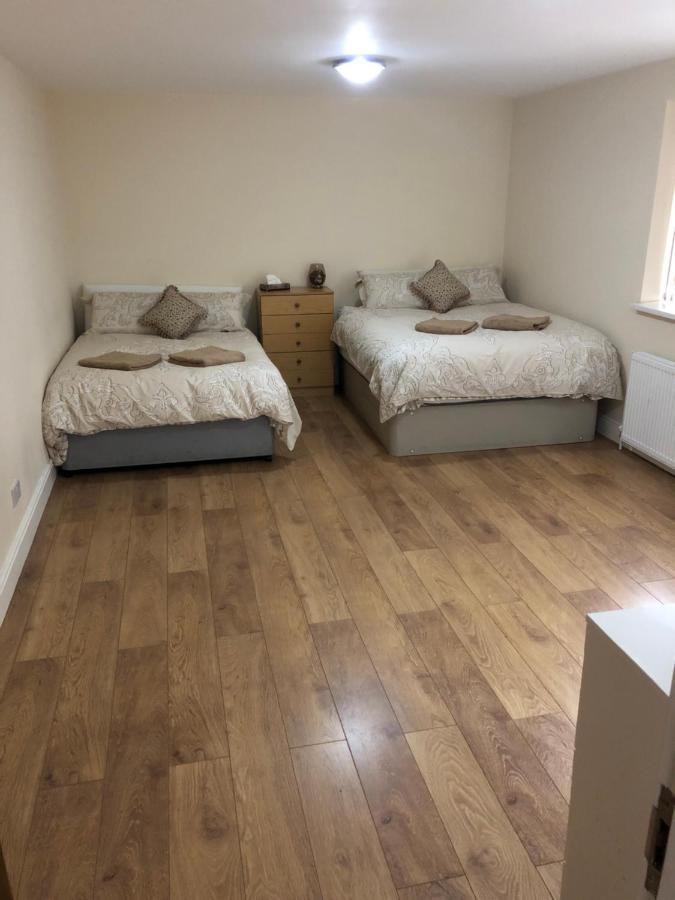 Big Room Rusholme With Tv And Private Bathroom-Parking&Wifi Manchester Esterno foto