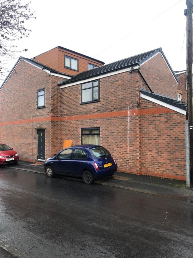 Big Room Rusholme With Tv And Private Bathroom-Parking&Wifi Manchester Esterno foto