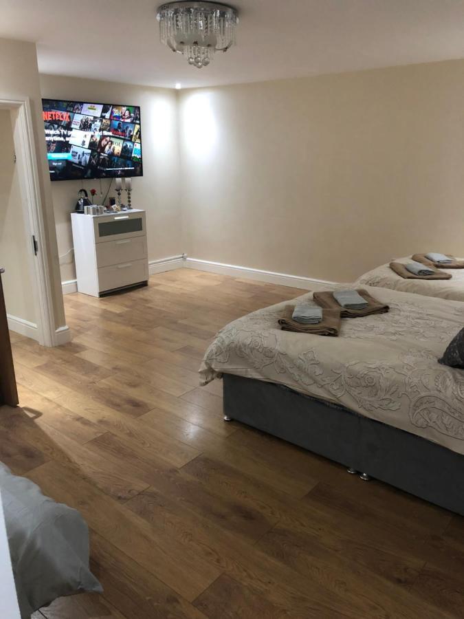 Big Room Rusholme With Tv And Private Bathroom-Parking&Wifi Manchester Esterno foto
