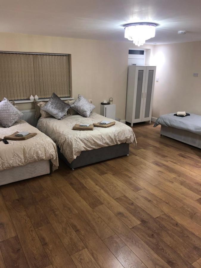 Big Room Rusholme With Tv And Private Bathroom-Parking&Wifi Manchester Esterno foto