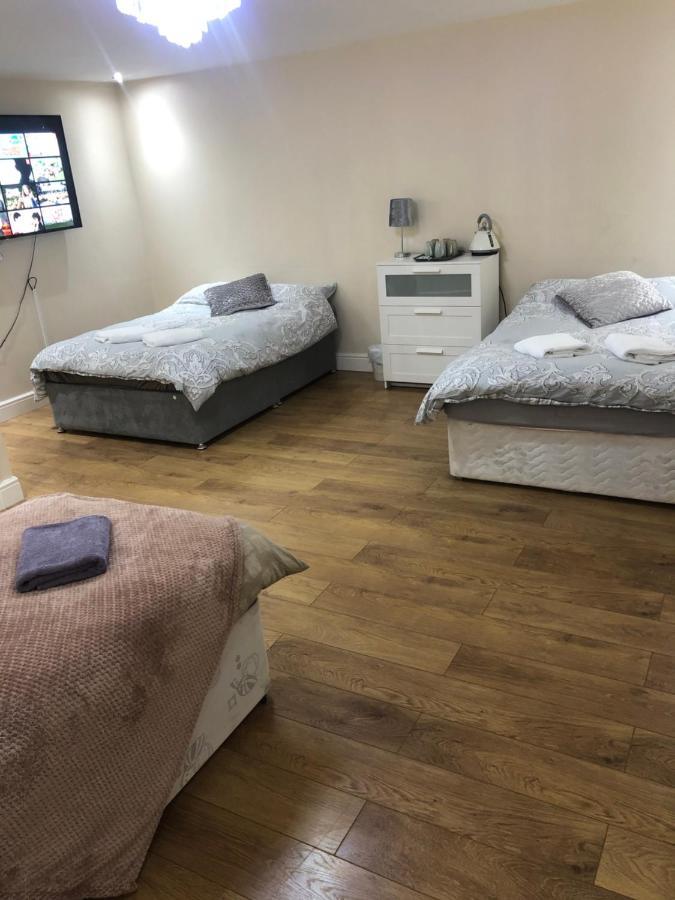 Big Room Rusholme With Tv And Private Bathroom-Parking&Wifi Manchester Esterno foto